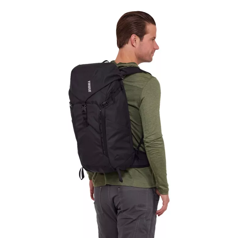Рюкзак с дождевым чехлом Thule AllTrail 25L Black