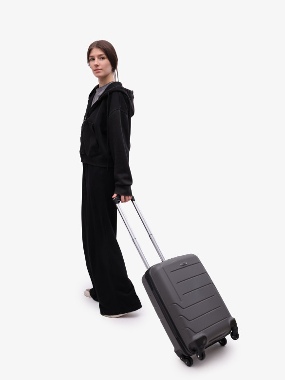 Чемодан RION+ 461 18"