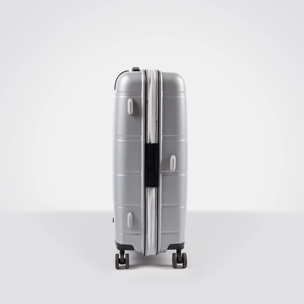 Чемодан Eberhart Link 32L 4 колеса 