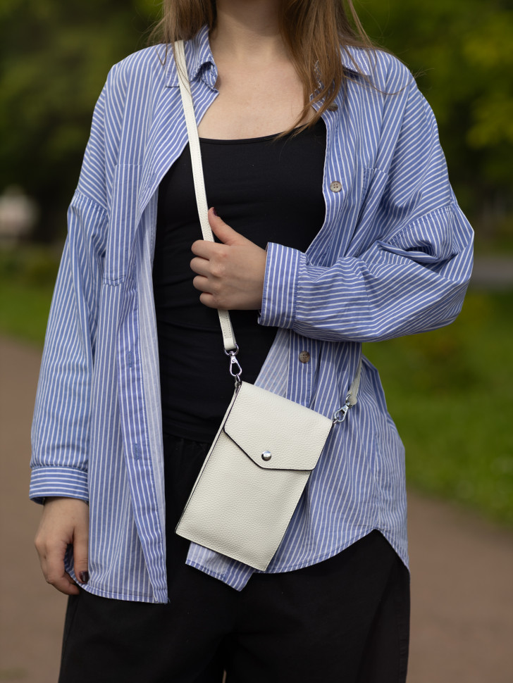 Сумка женская для телефона 5509 white Сумка женская для телефона 5509 white