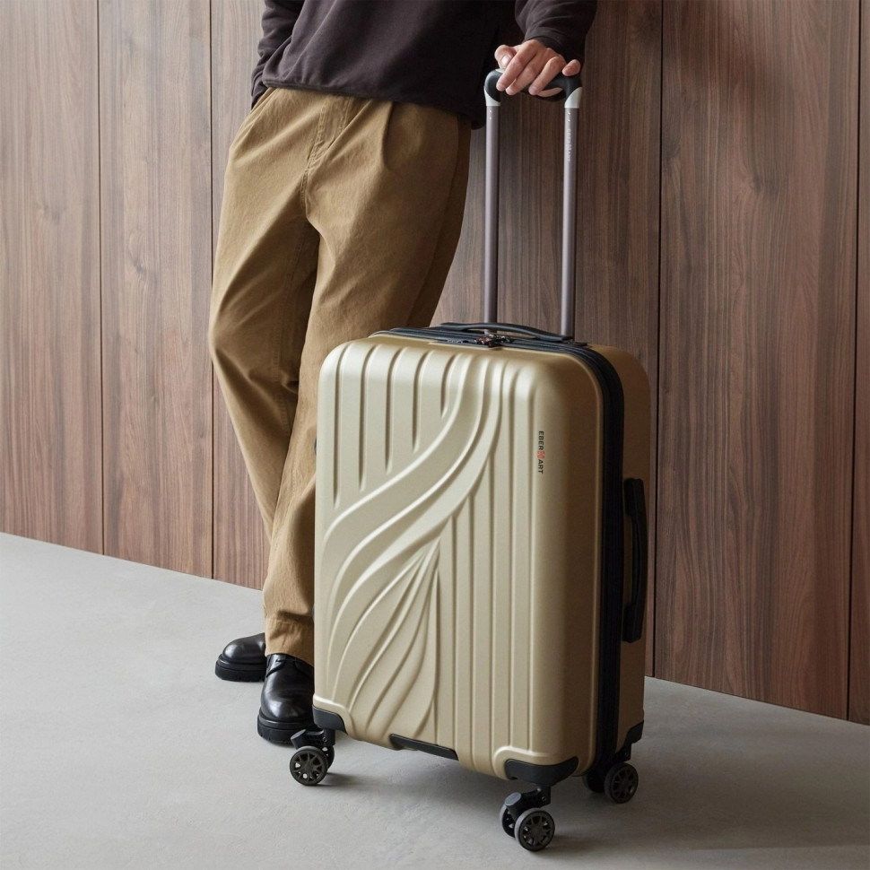 Чемодан Eberhart Phantom 15P-004 4 колеса золото