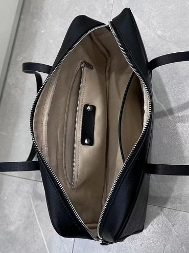 Сумка женская Vera Victoria Vito 48-403-1 чёрная Сумка женская Vera Victoria Vito 48-403-1 чёрная