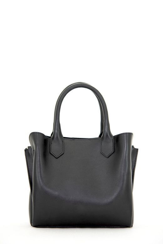 Сумка женская Protege Ц-599.8 чёрная гладкая