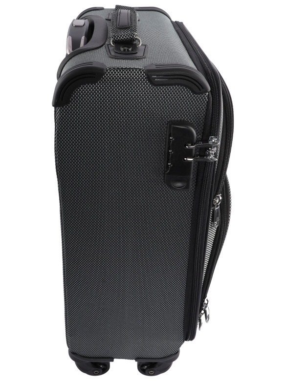 Чемодан для ручной клади Rion+, 453/4 18" Чемодан для ручной клади Rion+, 453/4 18"