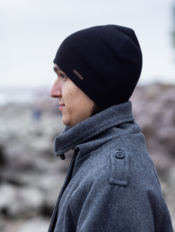 Шапка мужская 12073 MARHATTER чёрная (57-59)