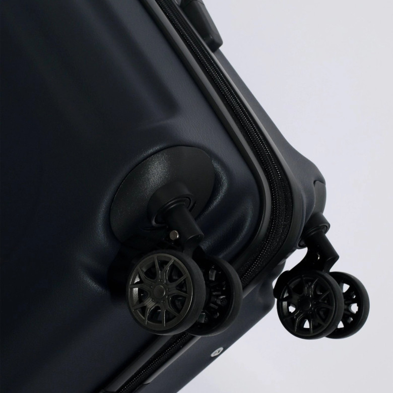  Чемодан Eberhart 06R Riviera 4 колеса