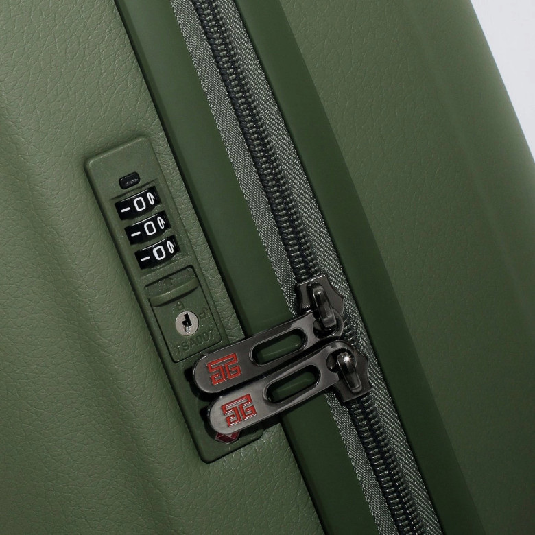  Чемодан Eberhart 06R Riviera 4 колеса