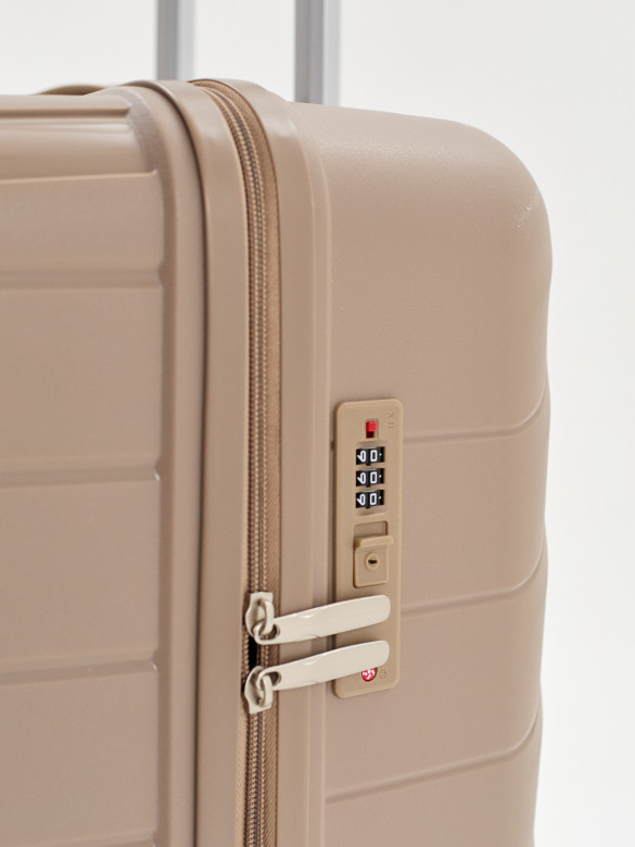 Чемодан L'Case, Basel без расширения