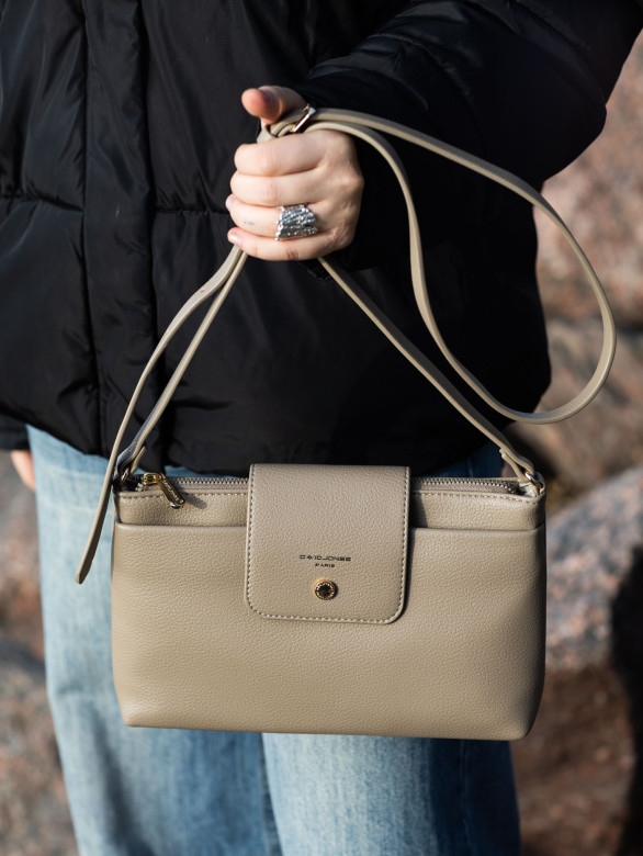 Сумка женская David Jones 7829 warm taupe Сумка женская David Jones 7829 warm taupe